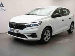 Vit Begagnad 2023 Dacia Sandero Halvkombi | 129 900 kr (Marknadspris)