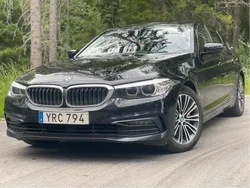 Svart Begagnad 2019 BMW 530e iPerformance Sedan | 249 000 kr (Bra pris)