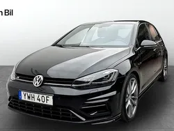 Svart Begagnad 2019 VW Golf VII R Kombi | 349 900 kr (Dyr)