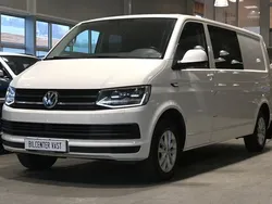 Vit Begagnad 2016 VW T6 Van | 219 000 kr