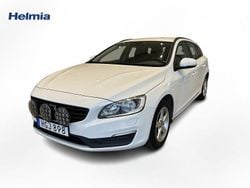 Vit Begagnad 2017 Volvo V60 Business Edition Kombi | 139 900 kr (Bra pris)
