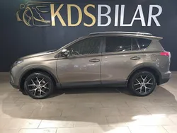 Brun Begagnad 2017 Toyota RAV4 Hybrid Active SUV | 219 500 kr (Marknadspris)