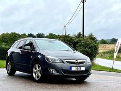 Grå Begagnad 2011 Opel Astra Kombi | 52 000 kr (Dyr)