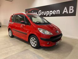 Röd Begagnad 2005 Peugeot 1007 Halvkombi | 22 900 kr
