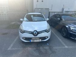Vit Begagnad 2016 Renault Clio GrandTour Dynamique Kombi | 65 000 kr (Marknadspris)