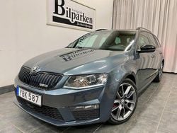 Grå Begagnad 2015 Skoda Octavia RS Kombi | 169 900 kr (Marknadspris)