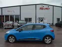 Blå Begagnad 2013 Renault Clio IV Halvkombi | 69 000 kr (Marknadspris)