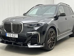 Svart Begagnad 2020 BMW X7 SUV | 700 000 kr