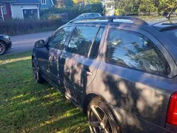 Grå Begagnad 2011 Skoda Octavia Elegance Kombi | 39 900 kr (Superpris)