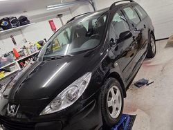 Svart Begagnad 2006 Peugeot 307 Kombi | 25 000 kr (Marknadspris)