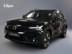 Svart Begagnad 2023 Volvo XC40 Plus SUV | 399 000 kr