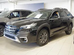 Svart Ny 2024 Subaru Outback SUV | 451 800 kr