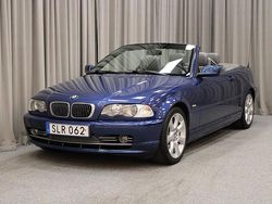 Blå Begagnad 2001 BMW 330 Cab | 99 900 kr