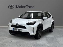 Vit Begagnad 2022 Toyota Yaris Hybrid Active SUV | 259 000 kr (Bra pris)