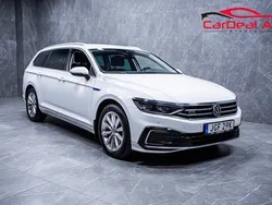 Vit Begagnad 2021 VW Passat GTE Kombi | 169 800 kr (Superpris)