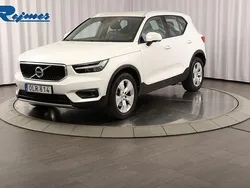 Vit (ice vit) Begagnad 2018 Volvo XC40 Momentum SUV | 269 900 kr (Bra pris)