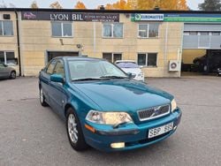 Blå Begagnad 2001 Volvo S40 Sedan | 29 900 kr (Superpris)