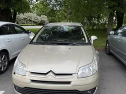Brun Begagnad 2007 Citroën C4 Halvkombi | 30 000 kr (Marknadspris)