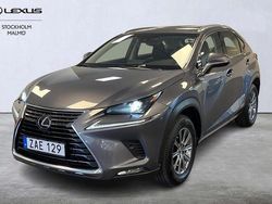 Grå Begagnad 2017 Lexus NX300h Business Edition SUV | 269 000 kr (Marknadspris)