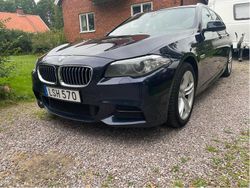 Blå Begagnad 2015 BMW 530 M Sport Kombi | 195 000 kr (Marknadspris)