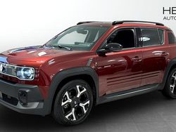 Röd met Ny 2025 Renault 4 E-Tech Techno SUV | 434 900 kr (Marknadspris)