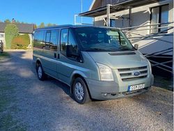 Grå Begagnad 2012 Ford Tourneo Minibuss | 60 000 kr
