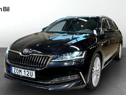 Svart Begagnad 2022 Skoda Superb Business Line Kombi | 364 900 kr (Marknadspris)