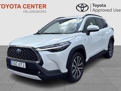 Vit Begagnad 2024 Toyota Corolla Cross Active SUV | 379 900 kr (Marknadspris)
