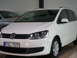 Vit Begagnad 2011 VW Sharan Minibuss | 109 500 kr (Marknadspris)