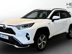 Begagnad 2021 Toyota RAV4 Hybrid Edition SUV | 394 000 kr (Bra pris)