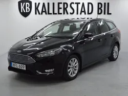 Svart Begagnad 2016 Ford Focus Titanium Kombi | 109 900 kr (Marknadspris)