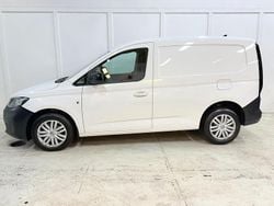 Vit Begagnad 2022 VW Caddy Minibuss | 169 900 kr (Bra pris)