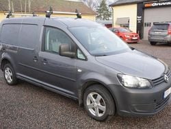 Mörkgrå (grå) Begagnad 2013 VW Caddy Maxi Minibuss | 94 900 kr (Marknadspris)