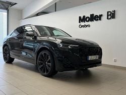 Svart (mytsvart metallic) Ny 2025 Audi Q8 Design SUV | 1 189 000 kr (Superpris)