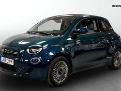 Grön (green) Begagnad 2022 Fiat 500e Icon Halvkombi | 199 900 kr (Marknadspris)