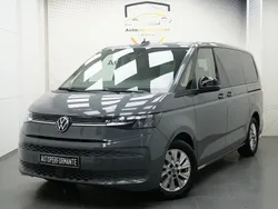 Grå Begagnad 2024 VW Multivan Minibuss | 649 000 kr (Marknadspris)