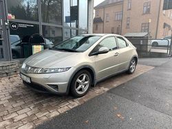Silver Begagnad 2006 Honda Civic Sport Halvkombi | 29 900 kr (Marknadspris)