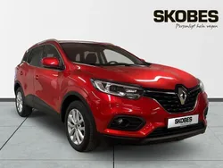 Röd Begagnad 2019 Renault Kadjar Zen SUV | 159 900 kr (Marknadspris)