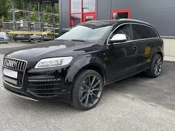 Svart Begagnad 2010 Audi Q7 SUV | 260 000 kr (Dyr)