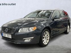 Grå Begagnad 2013 Volvo V70 Summum Kombi | 144 900 kr (Dyr)