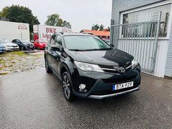 Svart Begagnad 2014 Toyota RAV4 Active SUV | 179 900 kr (Marknadspris)