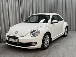 Vit Begagnad 2012 VW Beetle Halvkombi | 79 900 kr (Marknadspris)