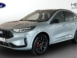 Frozen white Begagnad 2025 Ford Kuga ST-Line X SUV | 484 900 kr