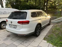 Vit Begagnad 2017 VW Passat Alltrack Kombi | 200 000 kr (Lite dyr)