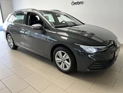 Grå (dolphin grey metallic) Begagnad 2021 VW Golf VIII Life Kombi | 224 000 kr (Marknadspris)