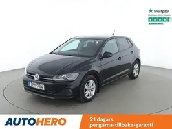 Svart Begagnad 2018 VW Polo Halvkombi | 127 000 kr (Marknadspris)