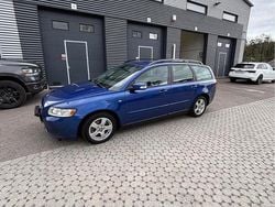 Blå Begagnad 2009 Volvo V50 Kinetic Kombi | 26 900 kr (Marknadspris)
