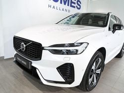 Vit Begagnad 2025 Volvo XC60 Plus SUV | 549 500 kr (Marknadspris)