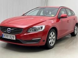 Röd Begagnad 2015 Volvo V60 Kinetic Kombi | 131 000 kr
