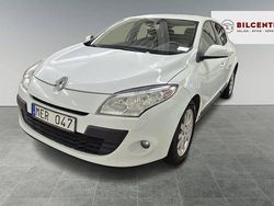 Vit Begagnad 2011 Renault Mégane III Halvkombi | 29 900 kr (Marknadspris)